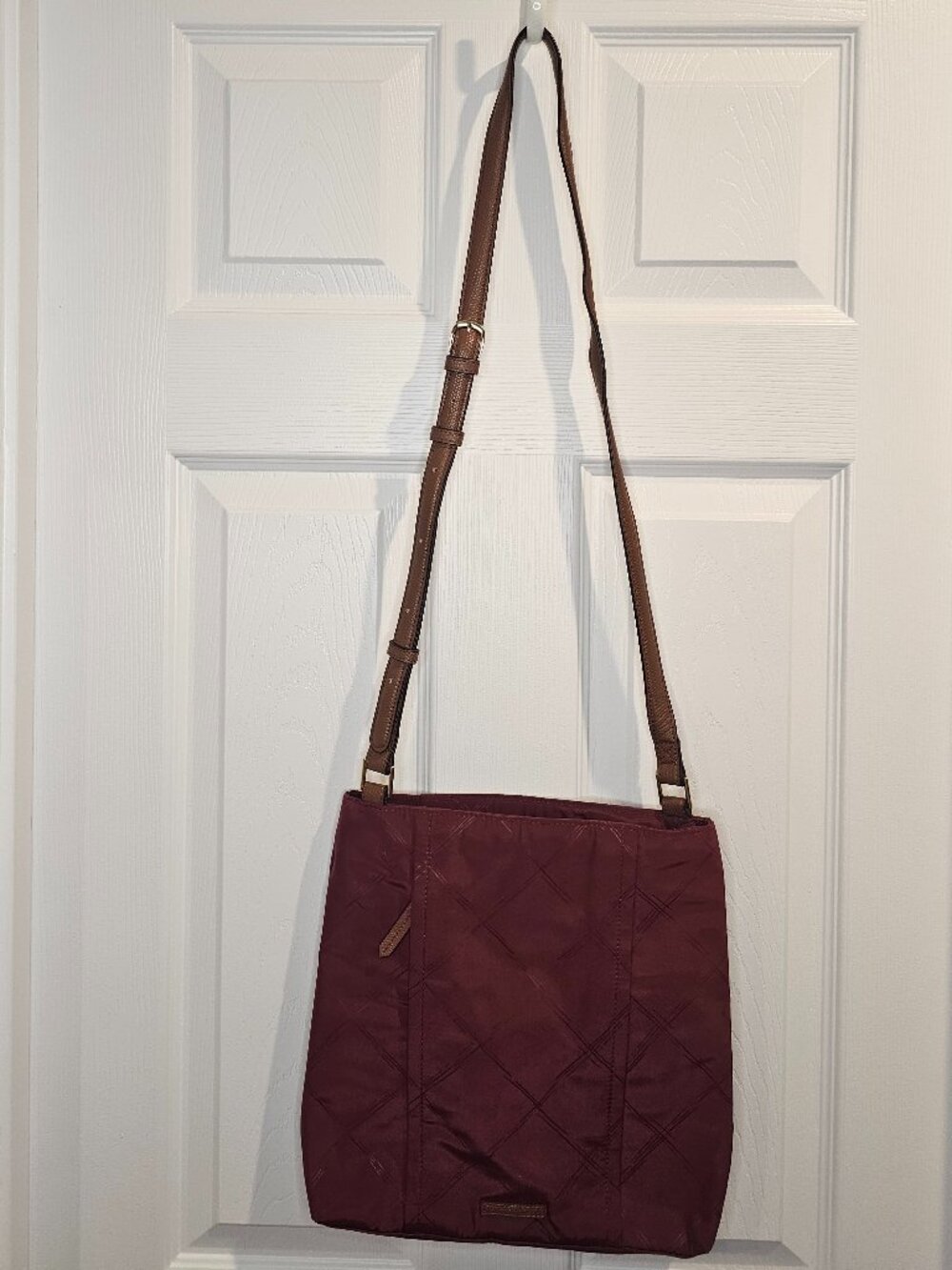 Vera Bradley Preppy Poly Molly Crossbody Hipster Claret Burgundy
